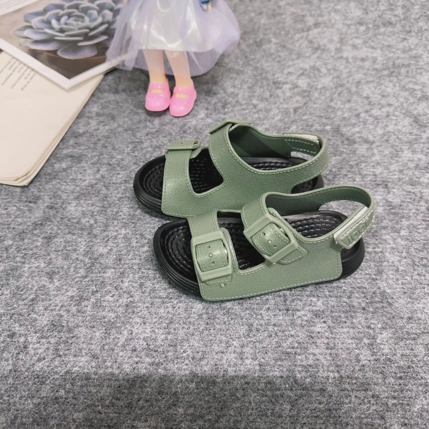 Fashion Popular Solid Color Children's Beach Sandals Trendy Design Kids Girl Boy Casual Flat Casual Shoes Summer Kids Sandal