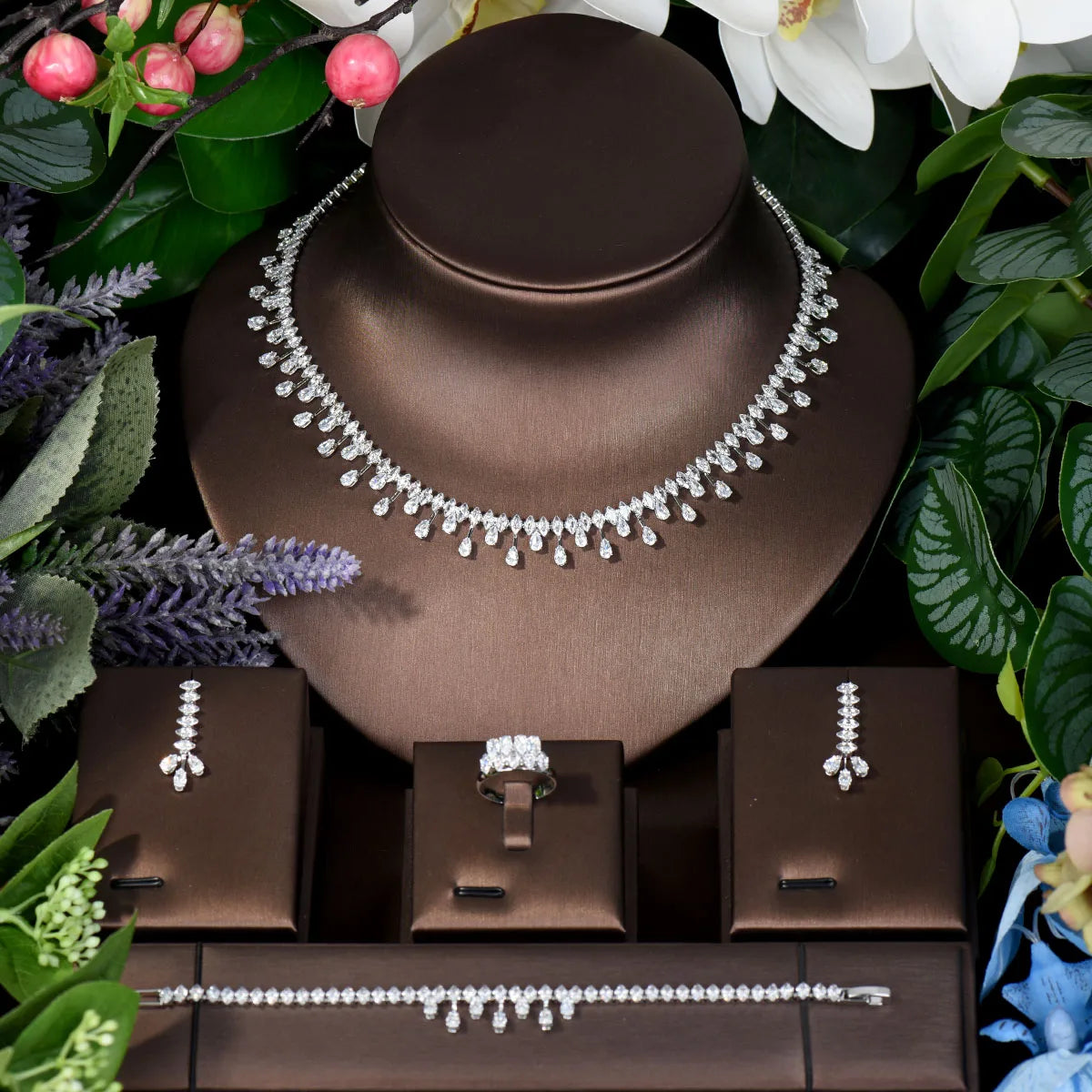 Conjunto de joias de colar e brincos de zircônia cúbica com gota d'água simples, 4 peças, para mulheres, conjunto de joias de miçangas africanas N-297