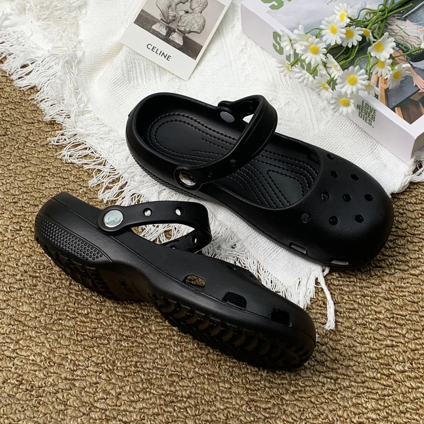 Kids'Casual Sandals EVA Summer Fashion Outdoor Soft Bottom Children Breathable Anti-slip Beach shoes Black White Size 36-41