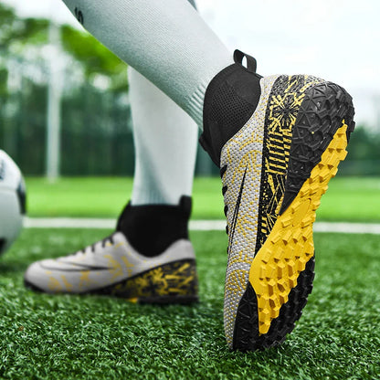 New Men Women Professional Soccer Shoes Unisex Futsal High-quality Football Boots Ultralight Hot Sale Cleats TF/FG Sneakers