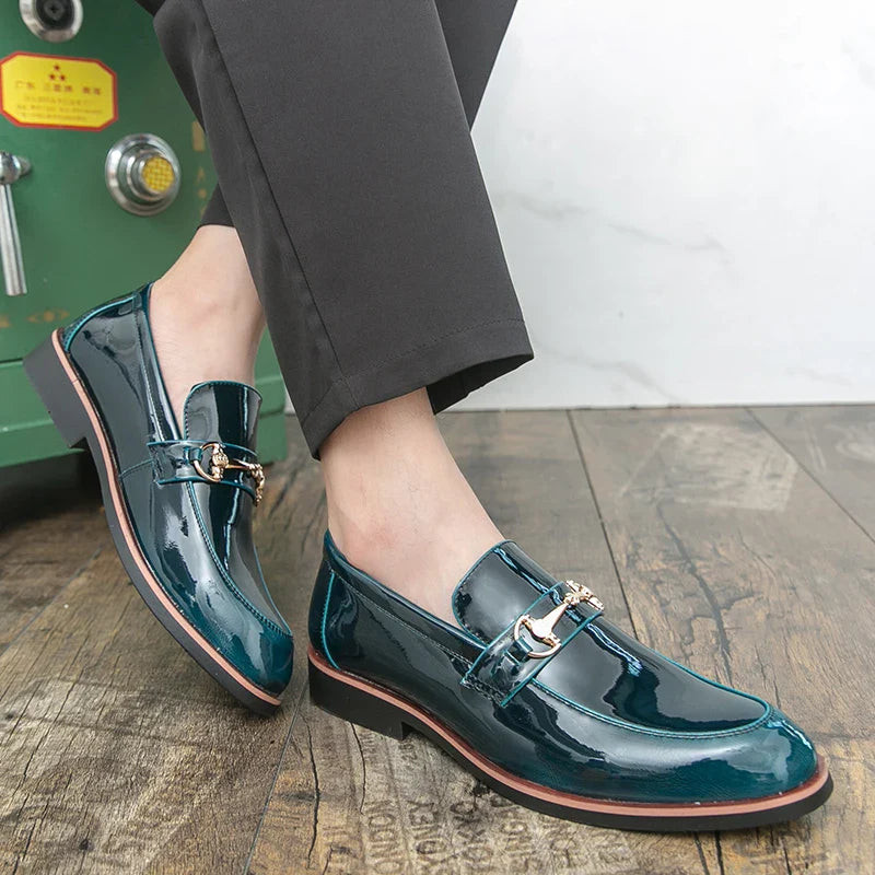 Business Casual Men Dress Shoes Luxury Glitter Designer Formal Shoes For Man Patent Leather Shoes Pointed Toe Men's Social Shoes