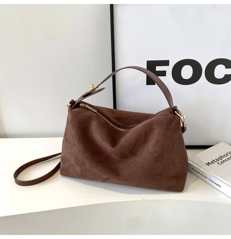 Korean suede bucket bag, women's casual commuting shoulder tote bag, autumn/winter 2025 new underarm set bag