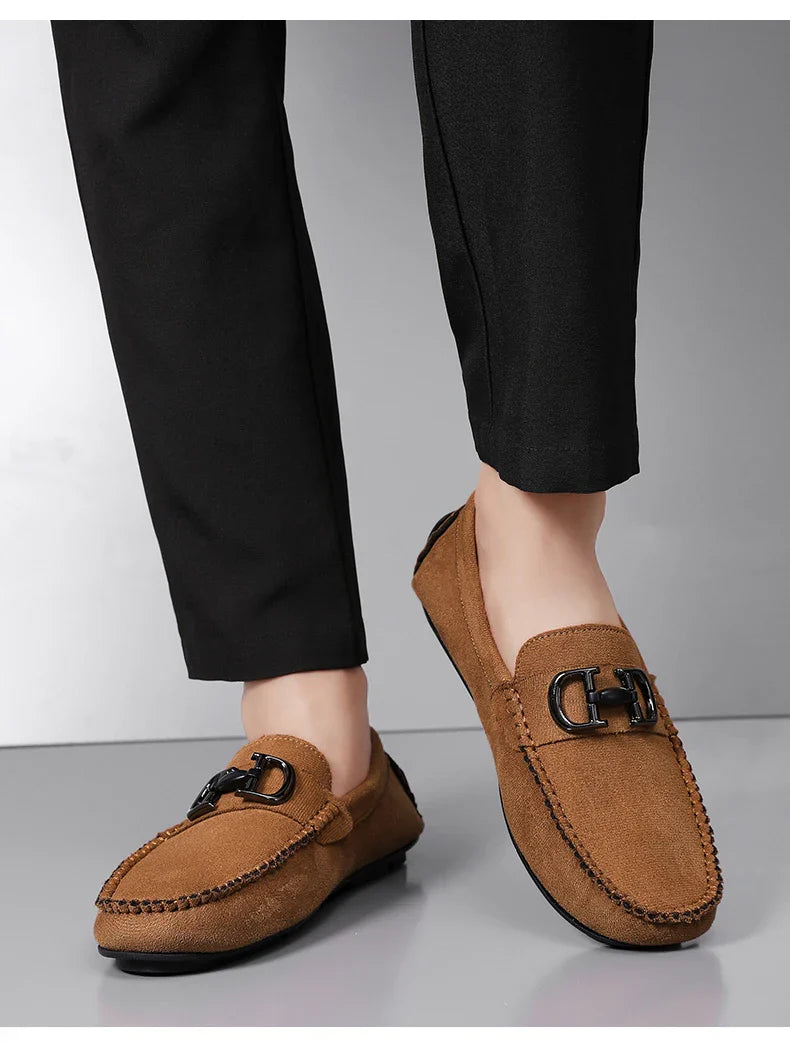 The 2025 new men's soft-soled comfortable casual shoes are versatile Lazy people can wear them on one foot Size 46 size 47