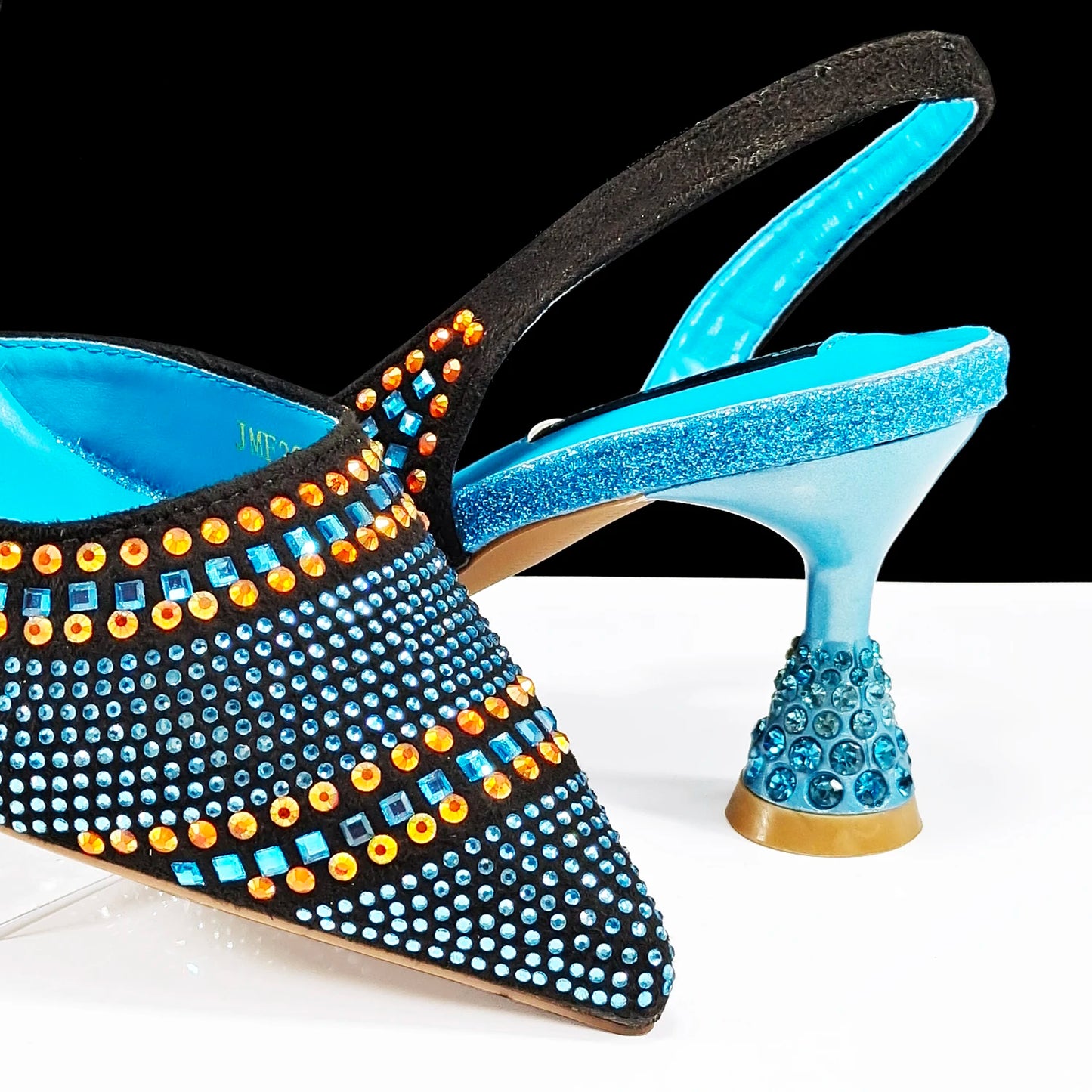 Sky Blue Pointed Toe 2024 New Arrivals Women High Heels Sexy Ladies Shoes and Bag to Match Italian Pumps for Wedding