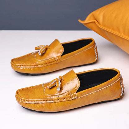 Sapatos Masculinos Loafers Confortáveis Slip-on Mocassins para Dirigir Calçados Masculinos Marca Marrom de Couro Sapatilhas Casuais para Homens