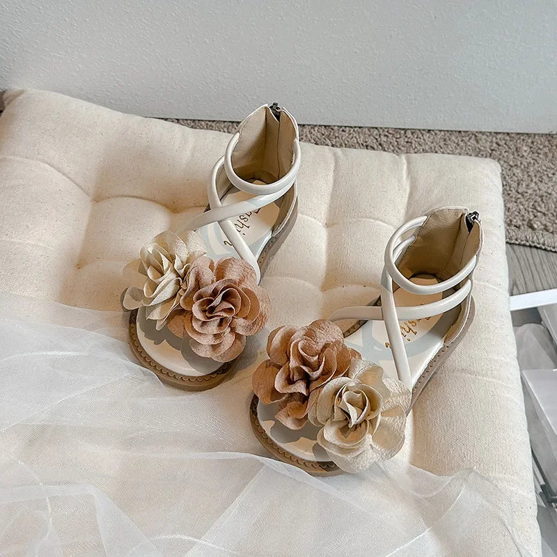 2025 Girls Sandals Summer New Flower Pearls Little Girl Princess Shoes Soft Bottom Non-slip Girl Kids Roman Sandals Shoes I03191