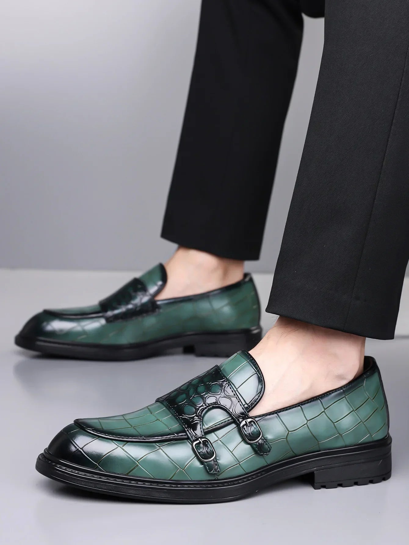 Classic Leather Men's Loafer Shoes Slip-on Double Buckles Green Black Shoes Wedding Party Formal Shoes for Men Zapatillas Male