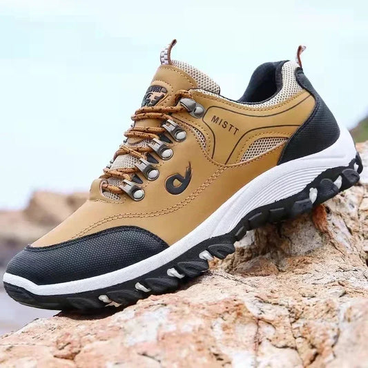 Novos Sapatos Masculinos Tamanhos 38-48 Grandes para Caminhada ao Ar Livre, Montanhismo, Acampamento, Corrida, Tênis Impermeáveis e Antiderrapantes da Moda