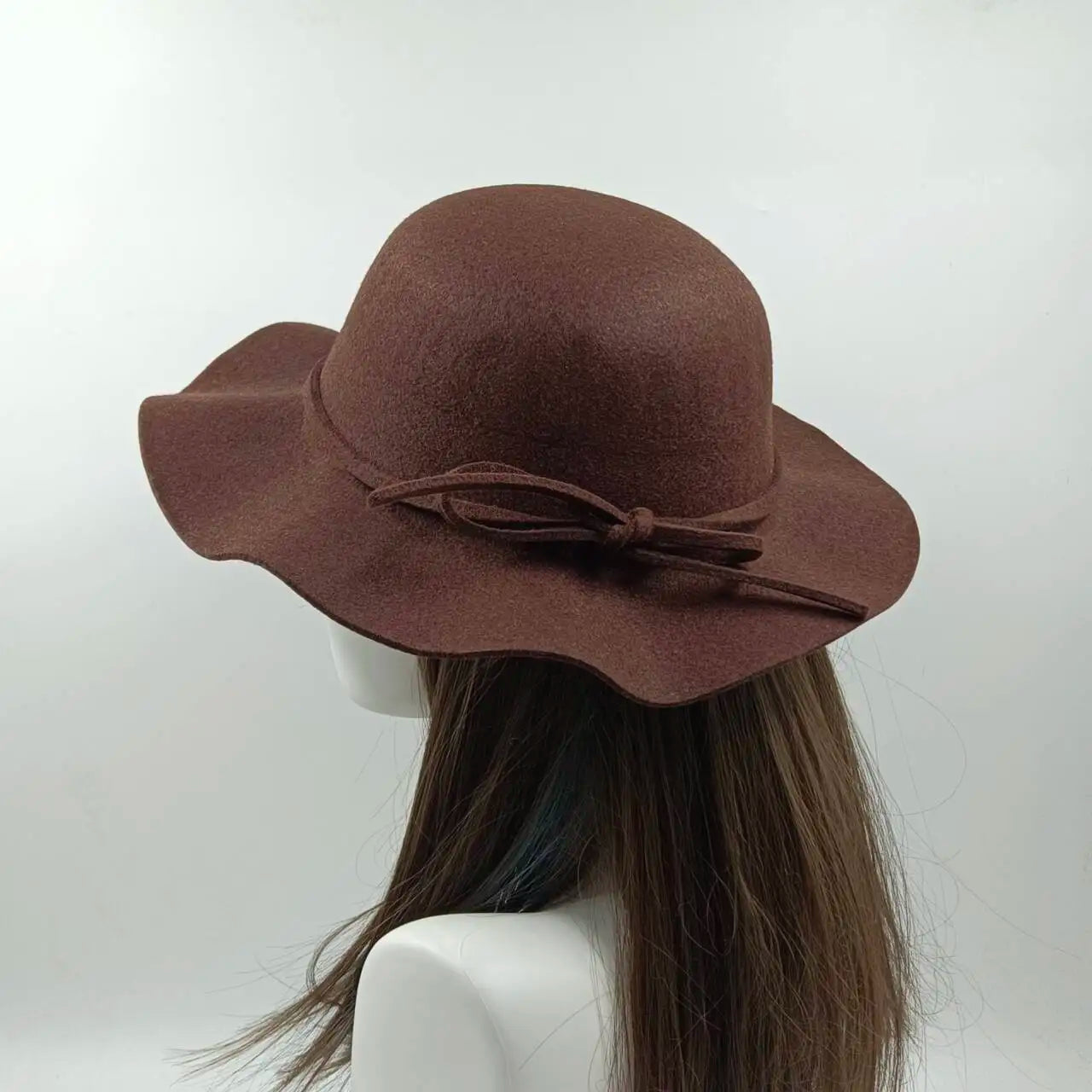 Hat Women's Autumn Wave Curled English Retro Versatile Fisherman Hat Fashion Hepburn Style Woolen Top Hat