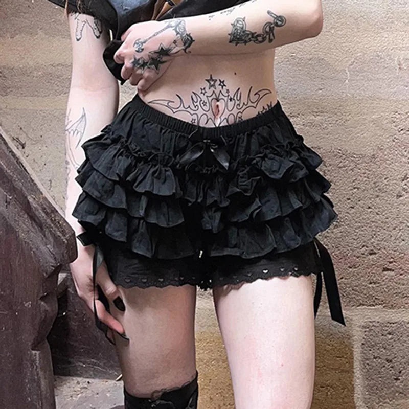 Mall Goth Lolita Lace Shorts Women Aesthetic Cute Sweet Bow Patchwork Shorts Y2k E-girl Emo Alternative Kawaii Outfits