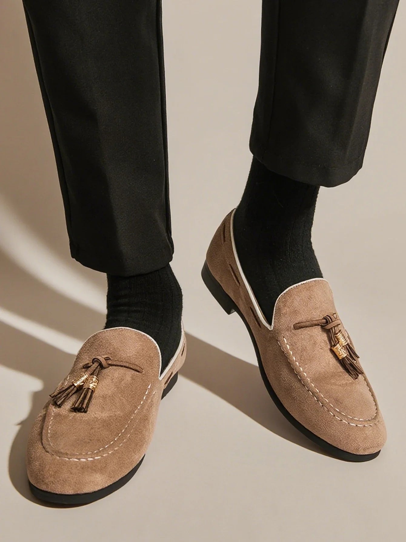 New Fashion Tassel Slip On Loafers Suede Leather Men Shoes Classic Dress Office Daily Business Party Casual Shoe for Man