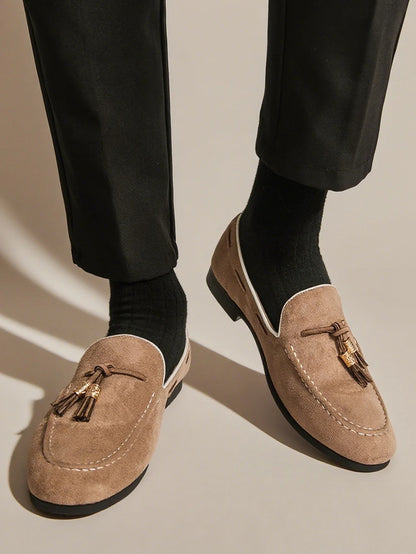 New Fashion Tassel Slip On Loafers Suede Leather Men Shoes Classic Dress Office Daily Business Party Casual Shoe for Man