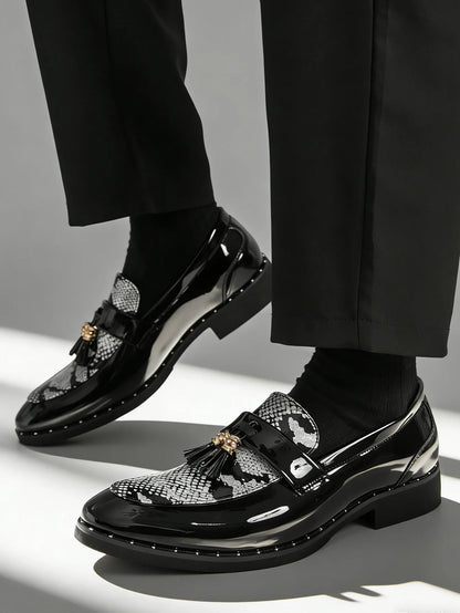 Men's Business Formal Slip-On Loafers Pointed Toe Patent Leather Shoes with Shiny Tassel & Snake Print, Suitable Office Party
