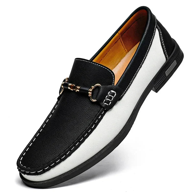 Sapatos Masculinos de Couro Genuíno de Marca de Luxo Mocassins de Casamento Sem Cadarço Nova Tendência Fivela de Metal Sapatos Masculinos Versáteis para Negócios