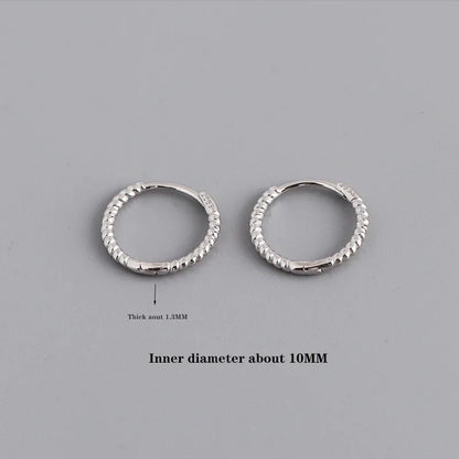 925 Sterling Silver Fashion Piercing Charm Twist Huggies Hoop Earrings for Women Rock Gothic Unisex Jewelry Ear Buckles