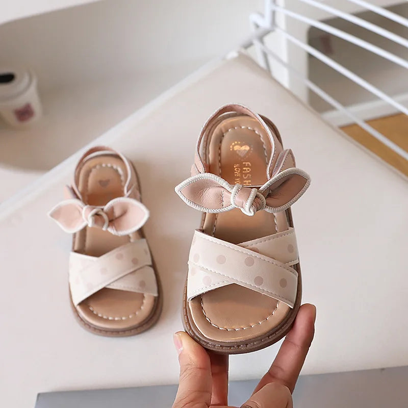 2026 Summer New Girls Soft Bottom Sandals Fashion Retro Hollow Roman Casual Shoes Open-toe Hundreds Of Princess Beach Shoes