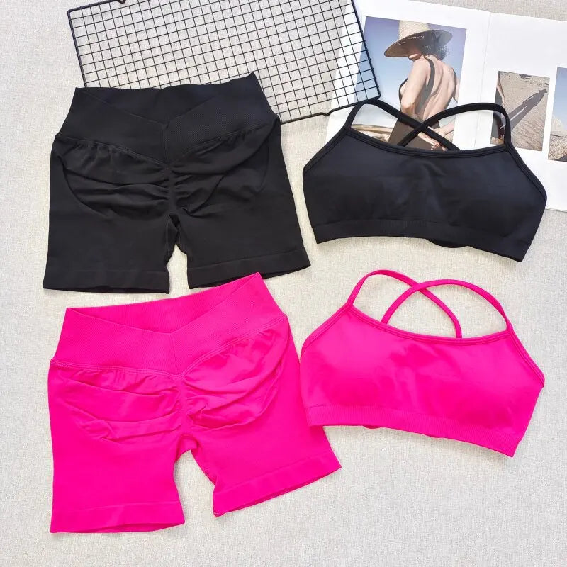 Women's Seamless Quick Dry Fitness Set Sports Bra And Hip Lifting V-Waist Yoga Shorts Pilates Training Clothing Gym Set
