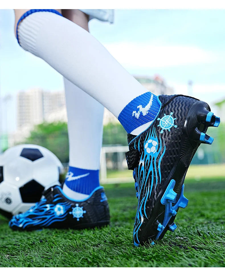 Children Soccer Shoes Kids Football Boots Cleats Boys Lightweight Training Boots Youth Outdoor Futsal Shoes Non-slip Sneakers