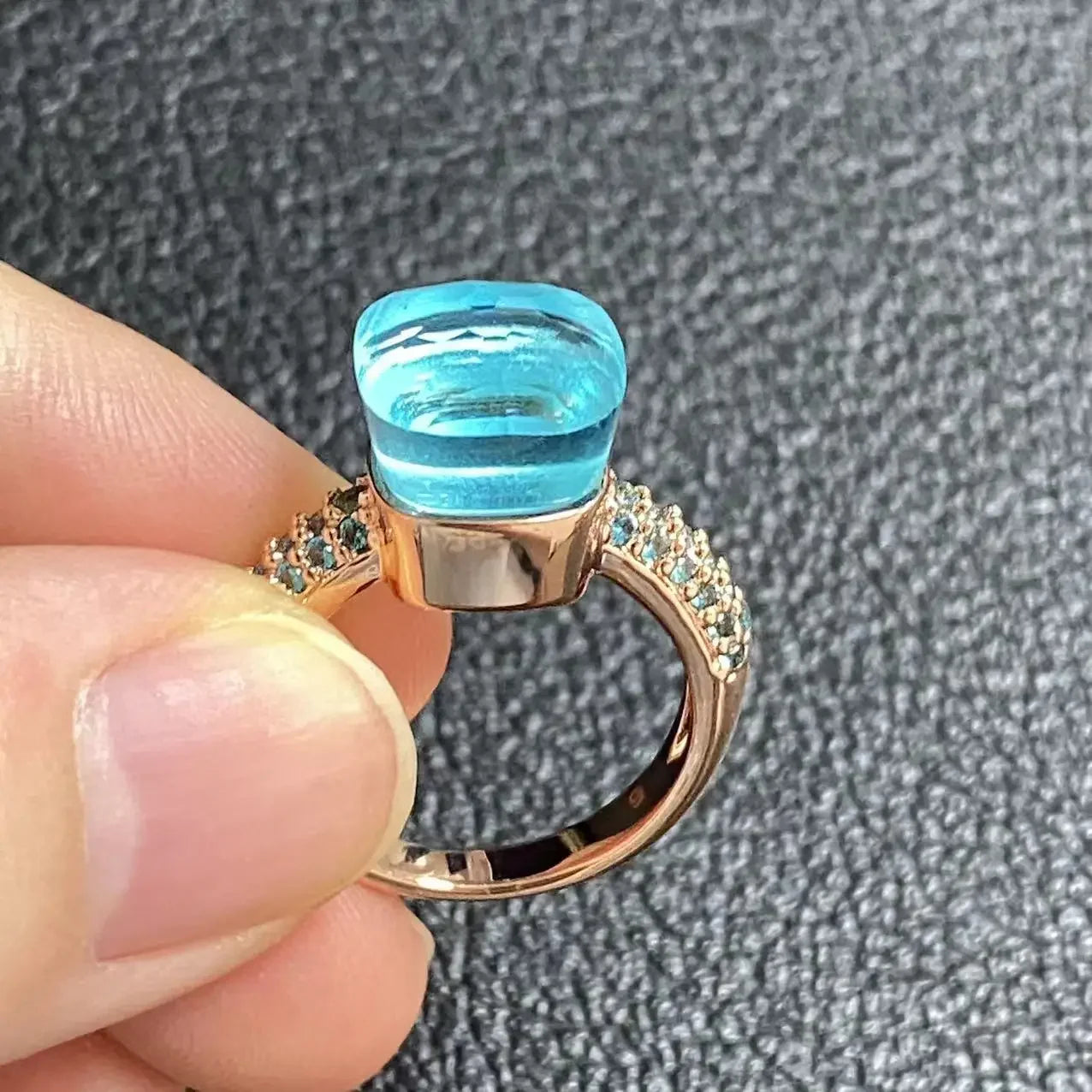 10.6mm Classic Ring for Women Light Blue Zircon Blue Topaz Candy Water Drop Crystal Ring Platinum Plated Jewelry Gift
