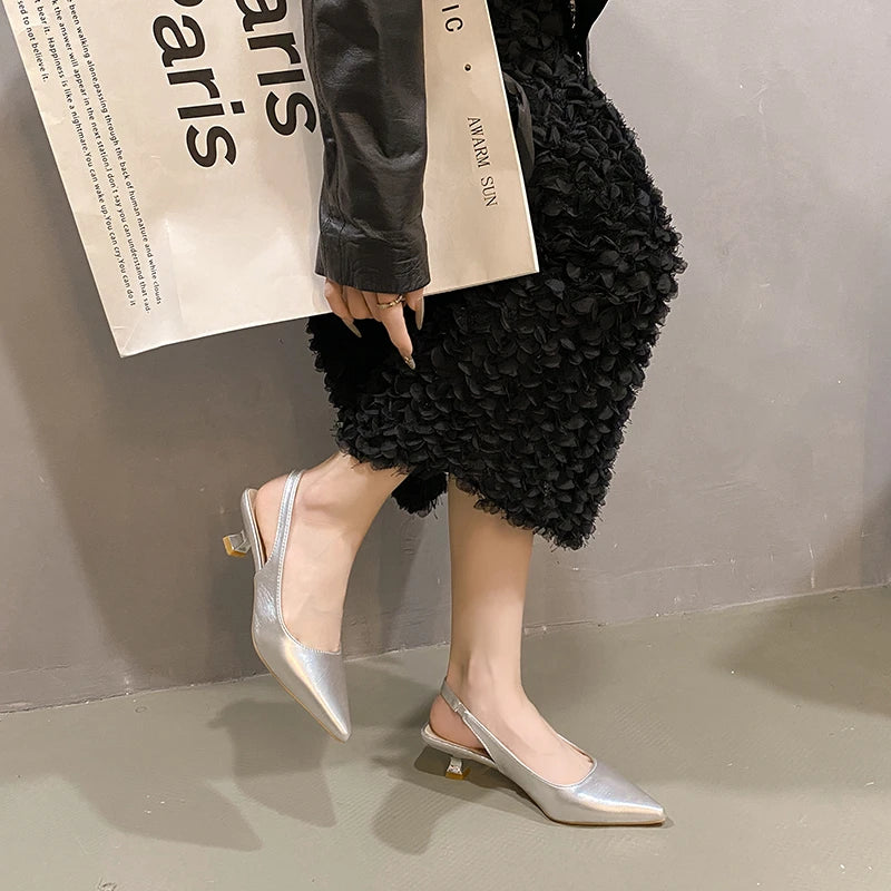 2025 Summer fashion pointed leather women's sandals large size low heel open toe design Elegant and casual women's formal shoes