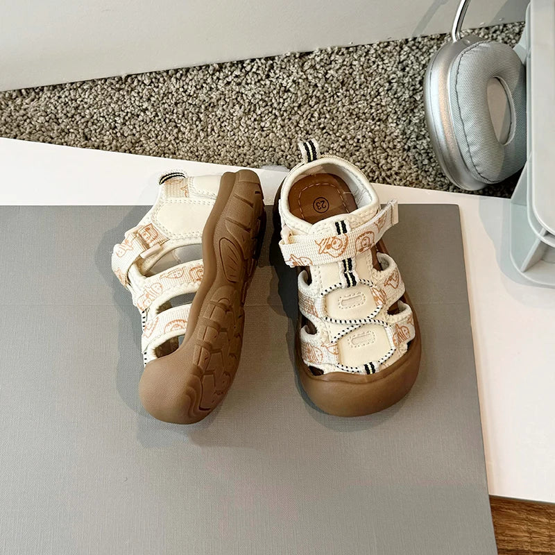 Children's sandals, boys' toe cover beach shoes, Summer 2025 girls' outdoor walking baby sports sandals