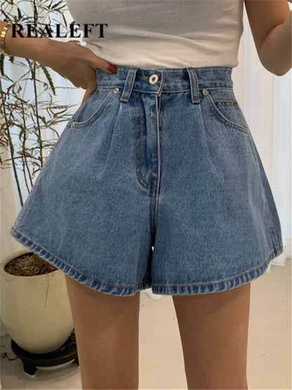 2024 New High Waist Washed Women's Denim Wide Leg Shorts Summer Buttons Casual Female Blue Jeans Trouses Pockets