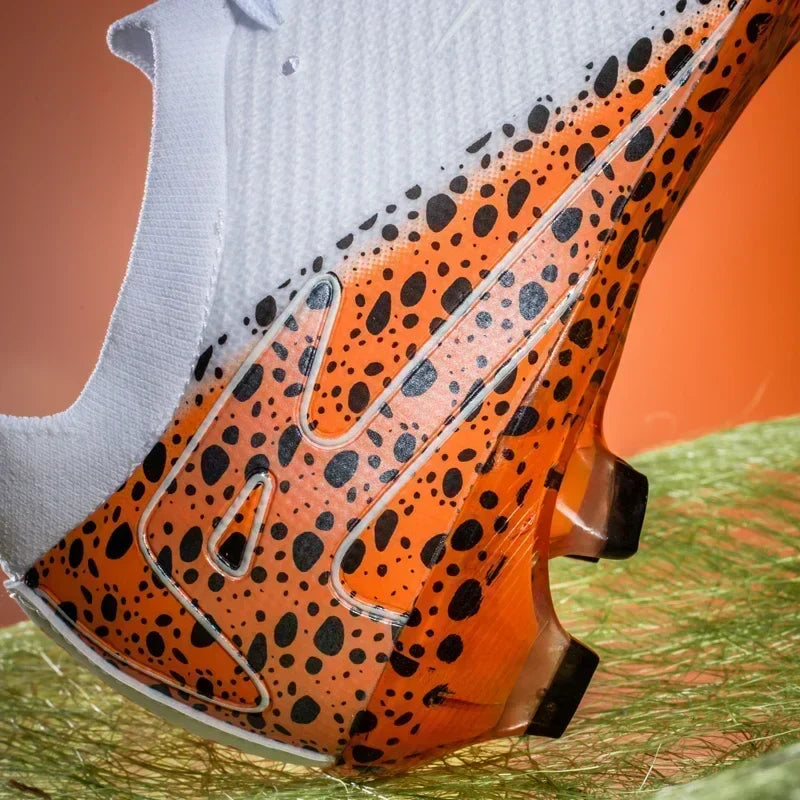 New Men Football Boots Professional Boys Soccer Shoes Ankle Sports Shoes Non-Slip TF/FG Match Sneakers Unisex Comfortable