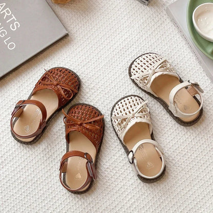 Kids Summer Casual Sandals Sweet Bow Girls Woven Flat Shoes Non-slip Children's Hollow-out Beach Sandals for School Daily Wear