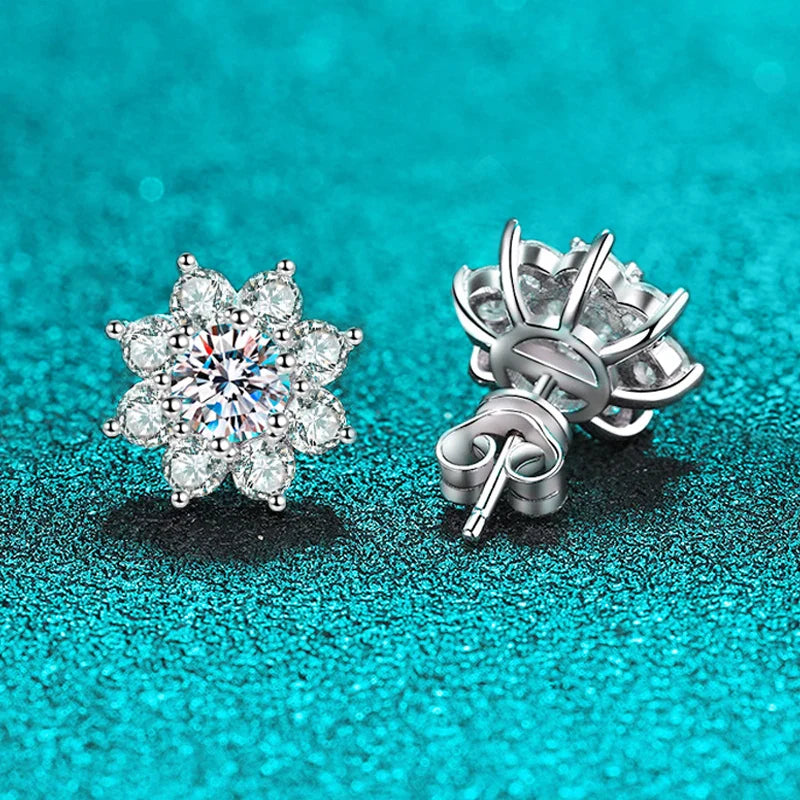 0.3-0.5CT White Gold Certified Moissanite Earring Studs for Women Sparkling Simulated Diamond Jewelry 925 Sterling Silver