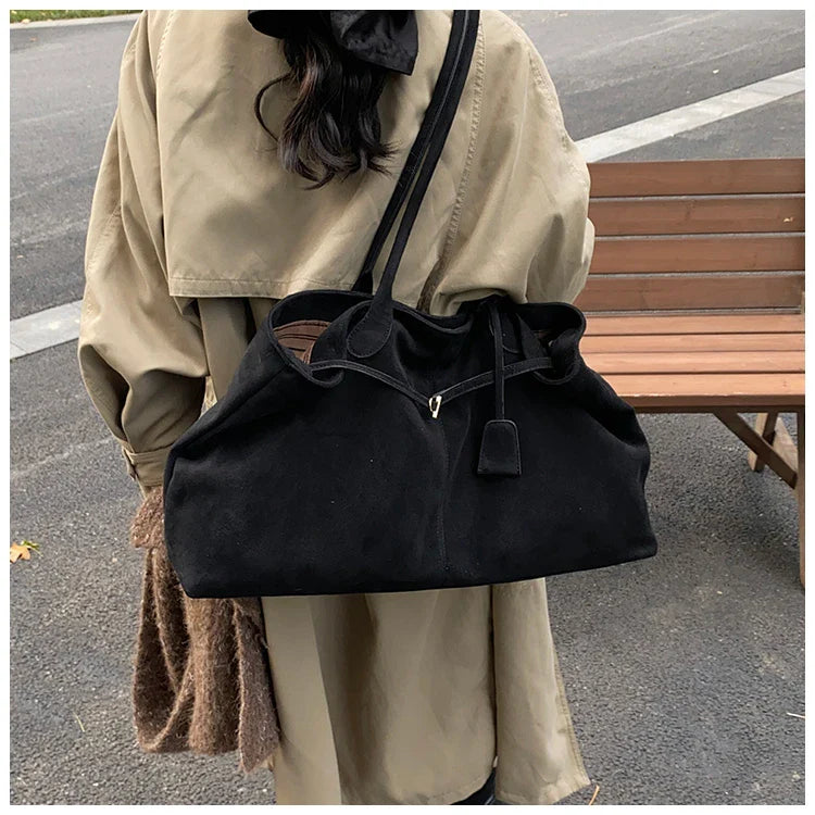 Velvet Zipper 2024 New Product Large Tote Bag Solid Large Capacity Popular Fashion Shoulder Bag Soft Simple Commuter Handbag