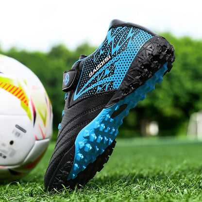New Kid Soccer Shoes Match Non-Slip Professional Match Boys Outdoor Football Boots Comfortable Sneakers Sports Shoes Unisex