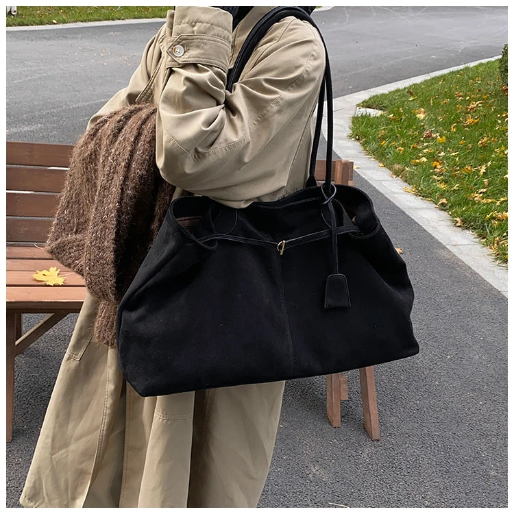 Velvet Zipper 2024 New Product Large Tote Bag Solid Large Capacity Popular Fashion Shoulder Bag Soft Simple Commuter Handbag