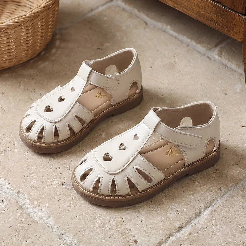 Summer Girl's Sandals Heart Hollow Out T-strap Versatile Kids Casual Shoes With Velcro Cover Toe Fashion Children Sandal 26-36