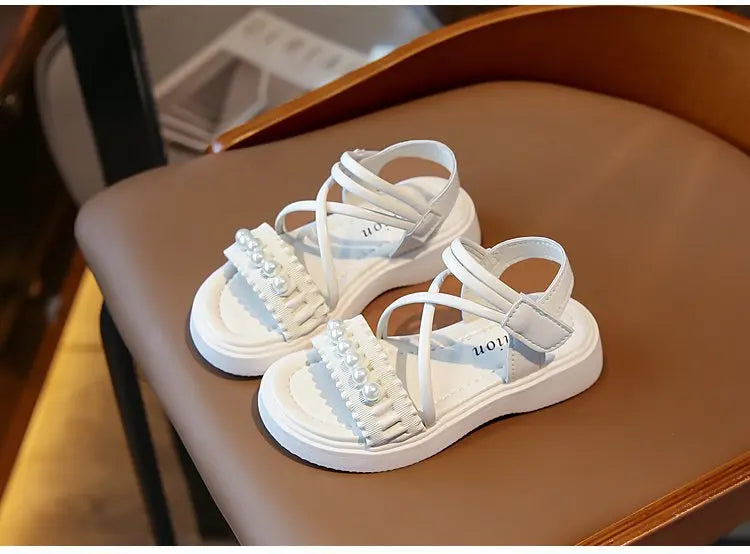 Girls' sandals 2026 Summer new little girl fashion Big Children's Beach Shoes Children's sandals Pearl Princess shoes for kids