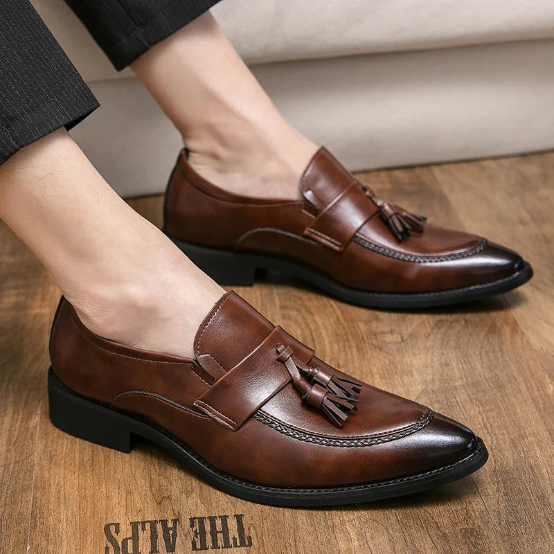 Classic Casual Leather Shoes For Men High Quality Social Office Shoes Men Slip On Loafers Flat Casual Business Leather Shoes Men