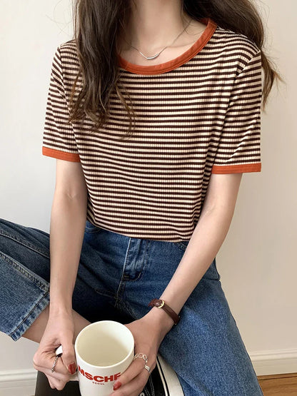 Striped Short Sleeve T-shirt Women's Summer New Korean Version Loose Retro Contrast Slim Round Neck Top Women's Fashion Casual