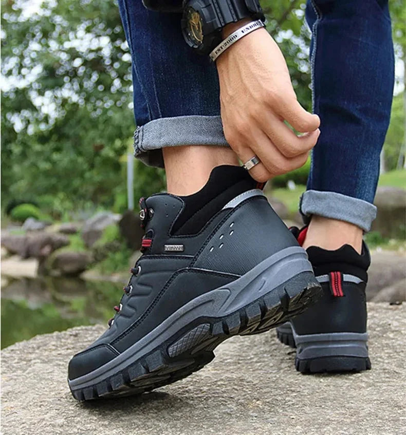 Brand Winter Men's Boots Warm Men's Snow Boots High Quality Leather Men Sneakers Outdoor Men Hiking Boots Work Shoes Size 39-46