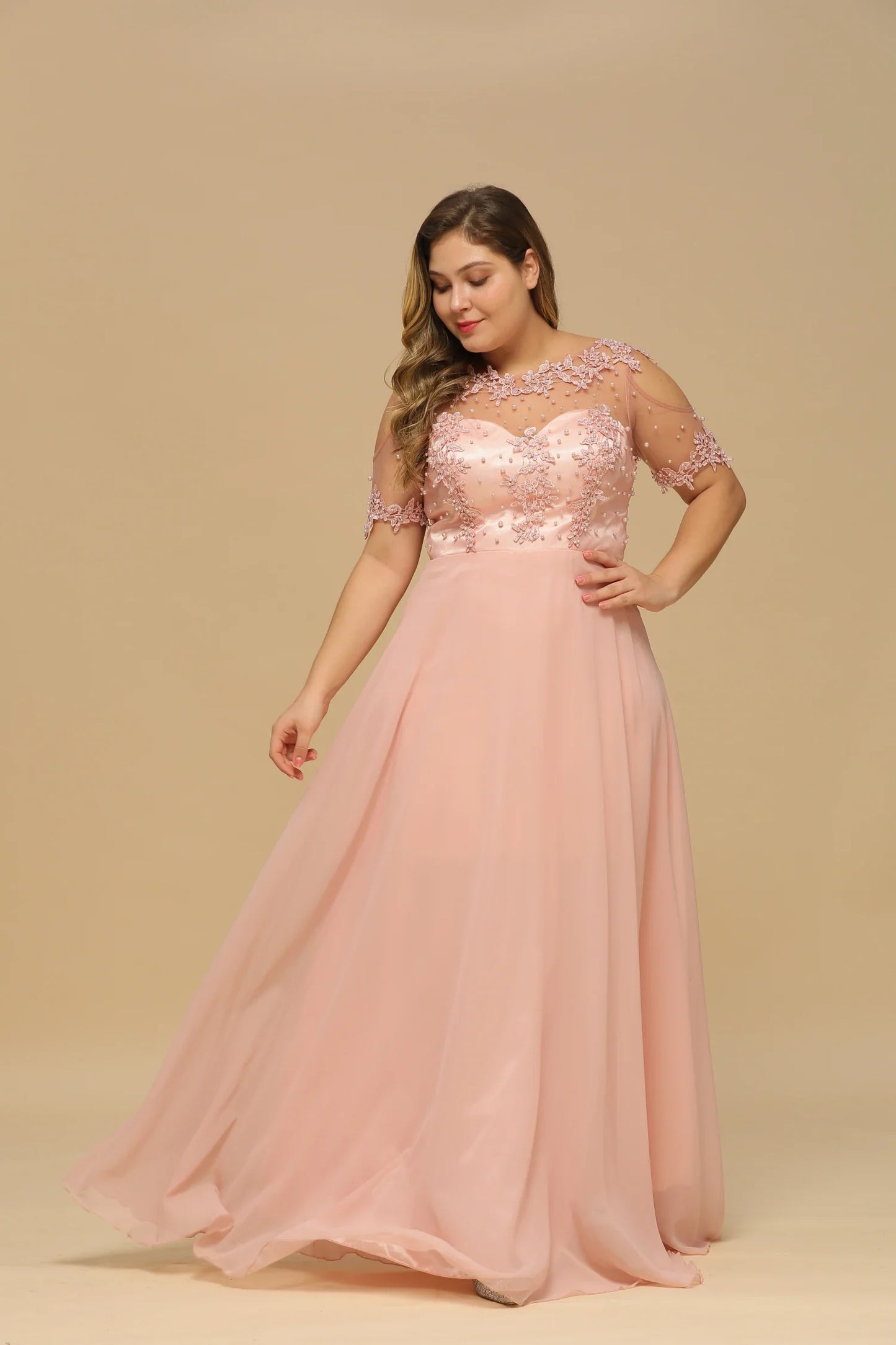 New Burgundy Evening Dresses Illusion Lace Appliques O-Neck Short Sleeve Prom Dress Sheer Back A-Line Long Formal Party Gowns