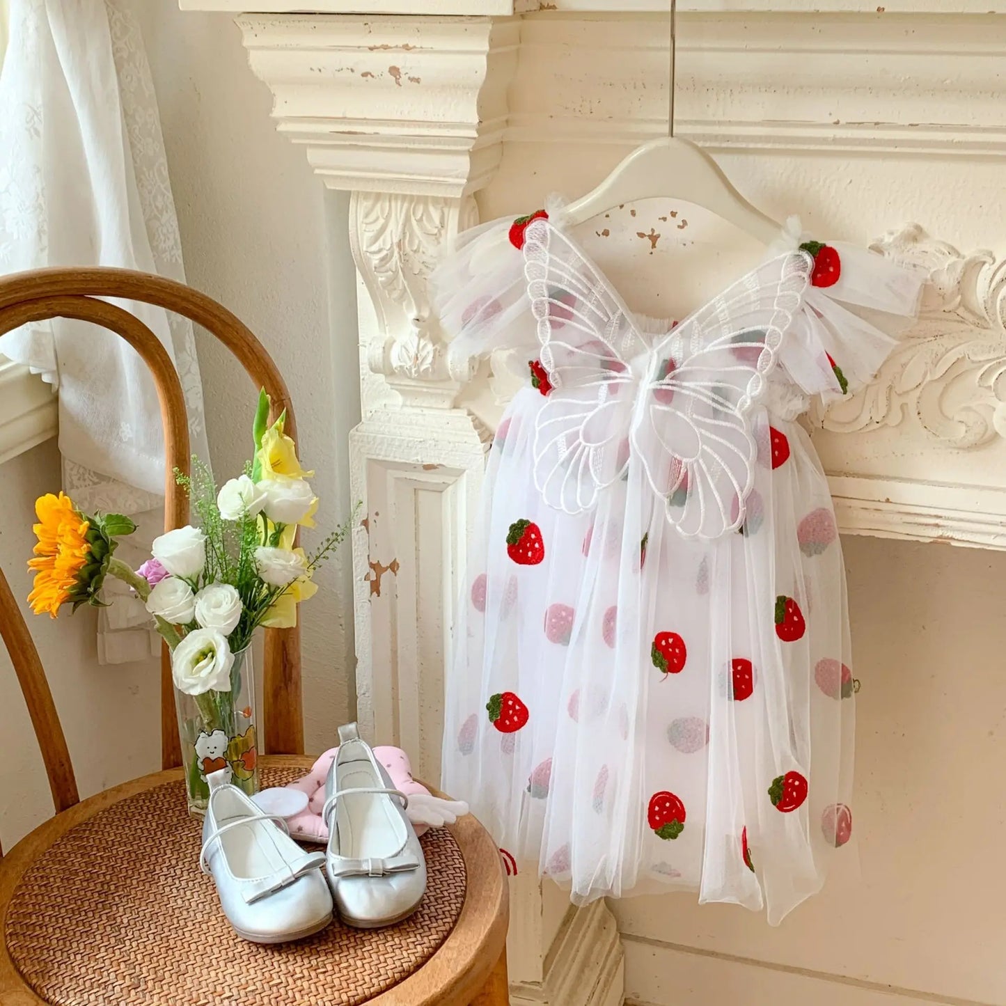 Novo Vestido Infantil de Verão com Asas - Vestido de Tule Bordado sem Mangas, Vestido Doce de Princesa para Meninas, Atacado