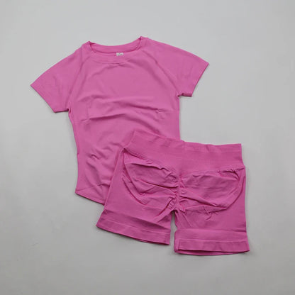 Seamless Yoga Set Fitted Workout Clothes Woman Gym Wear Short Sleeve Top Shirt Scrunch Booty Gym Shorts 2 Piece Sports Suits