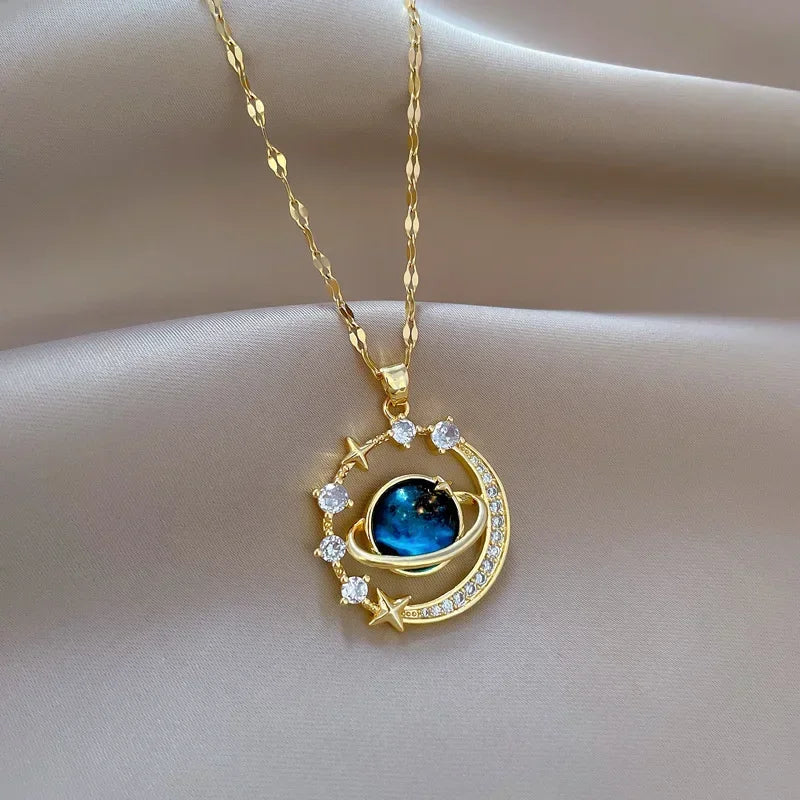 Delicate and Beautiful Starry Pendant Necklace for women