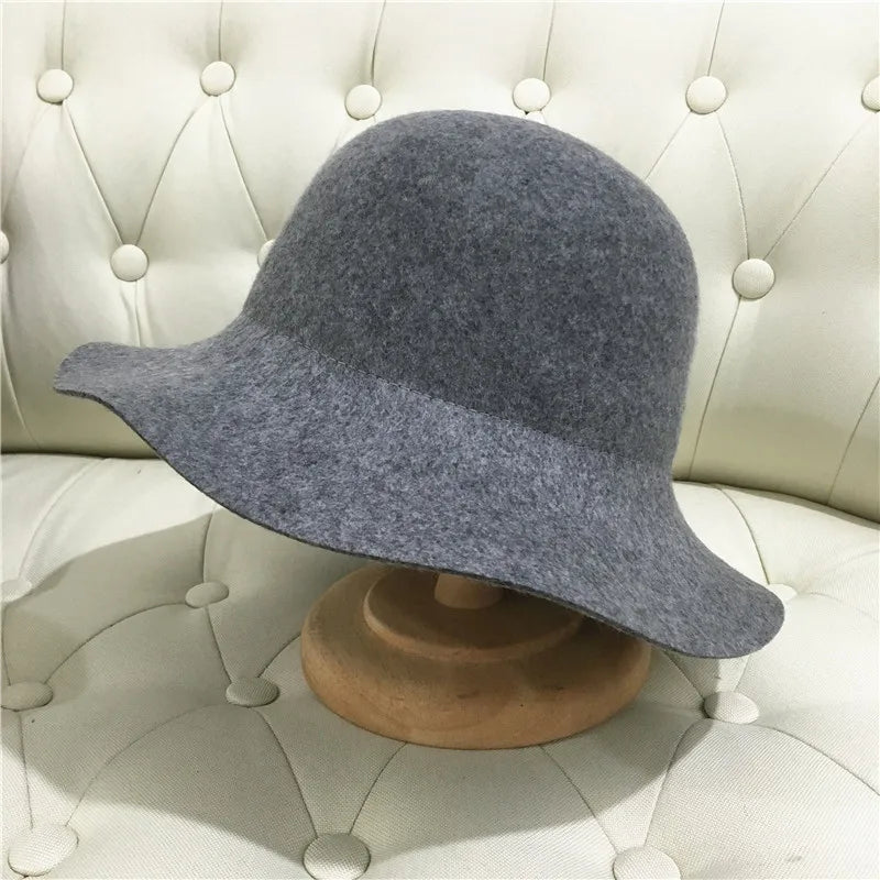Hat Women's Autumn Wave Curled English Retro Versatile Fisherman Hat Fashion Hepburn Style Woolen Top Hat