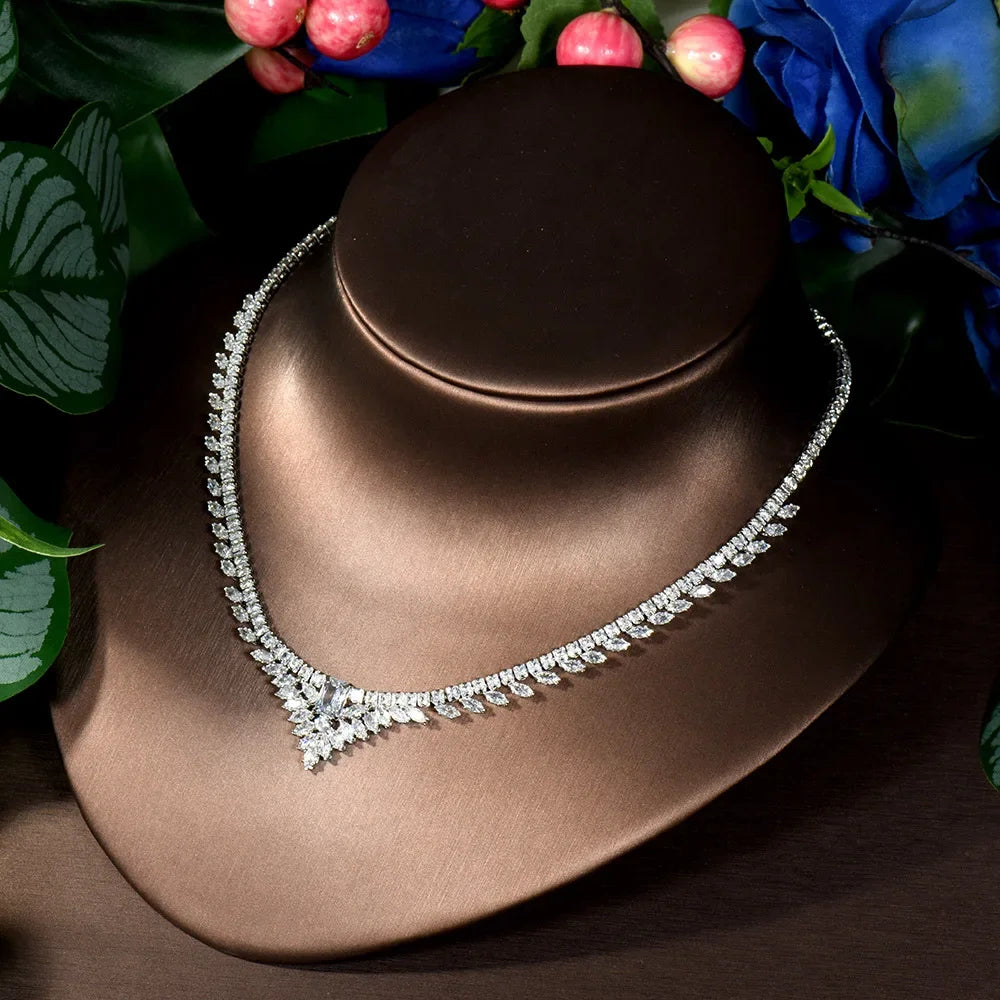 4 Pcs Luxury Elegant Ladies Zirconia Jewellery Set Necklace Earrings Bracelet Dress Accessories Party Wedding Evening Gift M-325