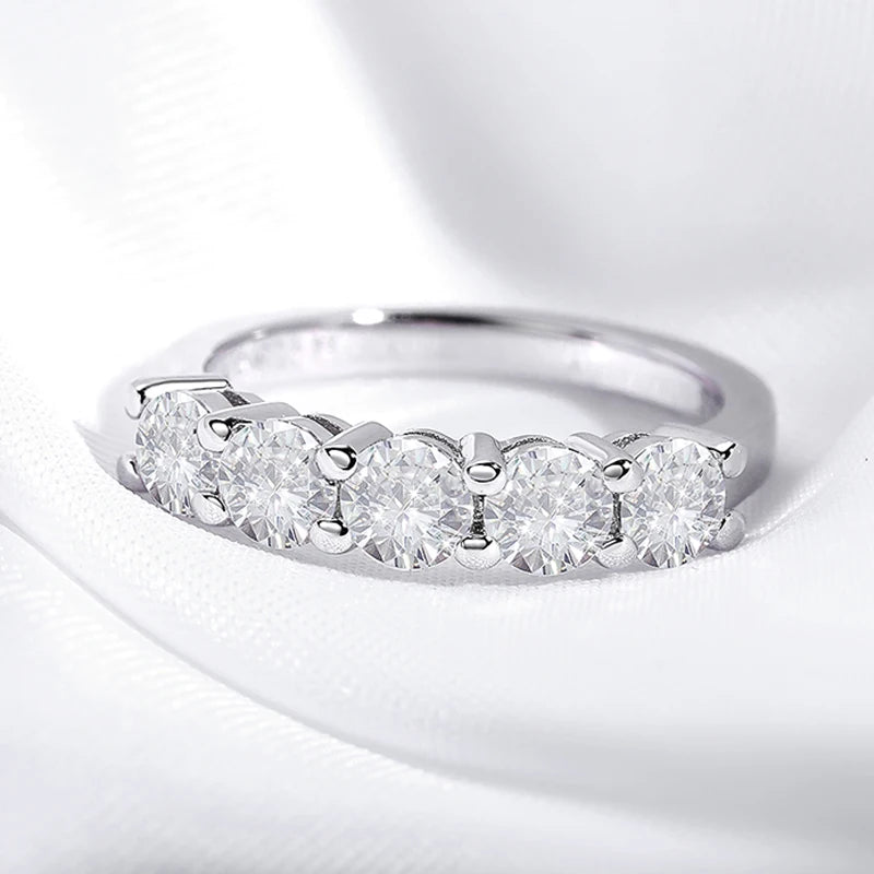 White Gold D Color 4mm Moissanite Ring for Women 1.5CTTW Stone Match Diamond Wedding Band Bride S925 Sterling Silver