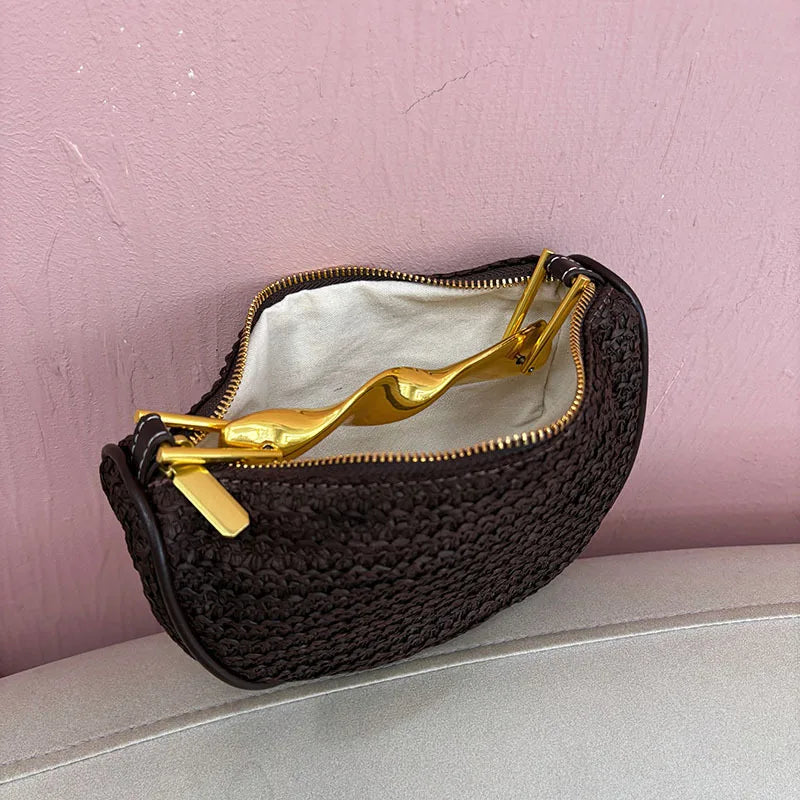 Metal Handle Straw Bags for Women Half Moon Rattan Woven Chain Shoulder Bag Bohemian Travel Beach Bag Designer Crossbody Handbag