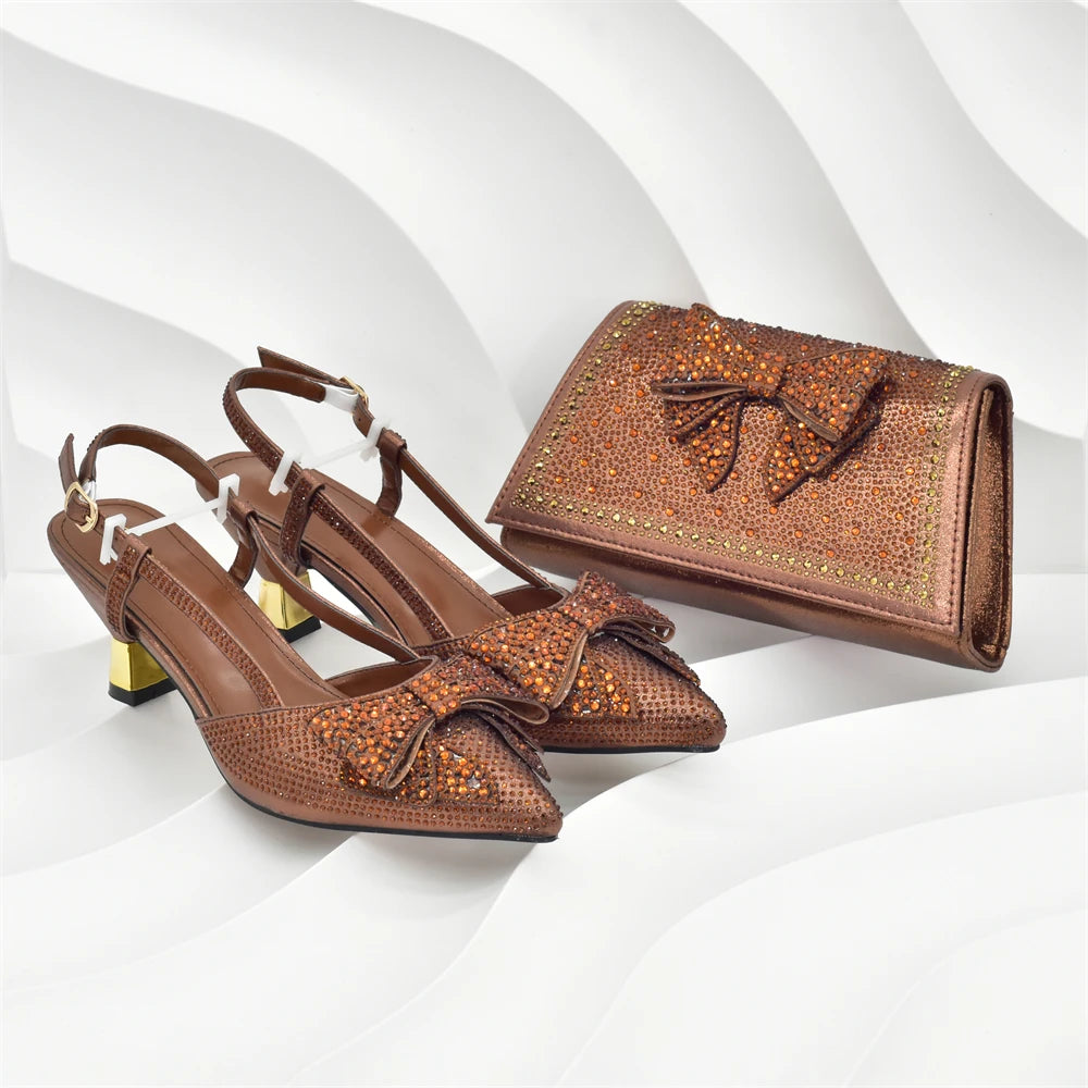 2026 Fashiona Banquet Exquisite Party Top Luxury Pointed Toe Bowtie Bright Diamond Summer Women's High Heels Shoes and Bags Set