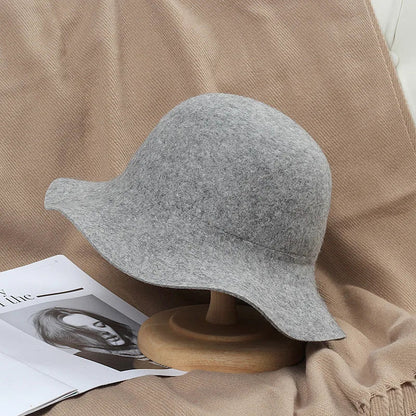 Hat Women's Autumn Wave Curled English Retro Versatile Fisherman Hat Fashion Hepburn Style Woolen Top Hat
