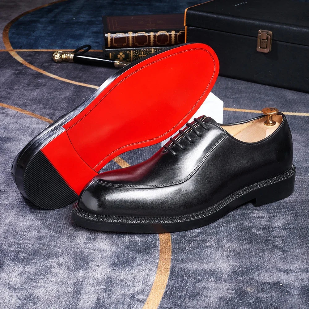 Elegant genuine leather British style toe shoes, men's shoes with carved red soles, business shoes, men's formal wedding dresses