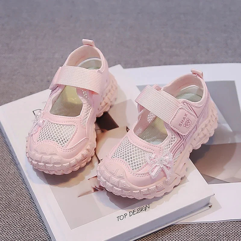 2026 summer new girls' bow mesh toe sandals soft and casual beach sandals children's outdoor walking non slip flat shoes