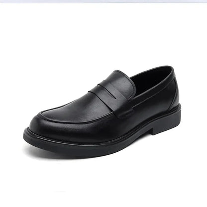 Mocassins Masculinos Slip-On Estilo Britânico Sapatos Casuais para o Dia a Dia Sola de Borracha de Verão Cabedal de Couro Microfibra Calçados Formais Adultos